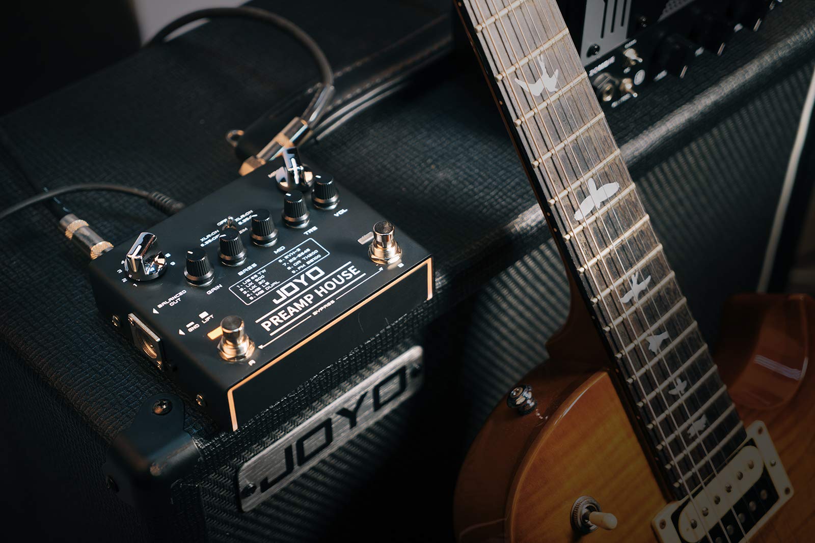 JOYO R15 Preamp House - 18 simulateurs d'amplis guitare dans 1